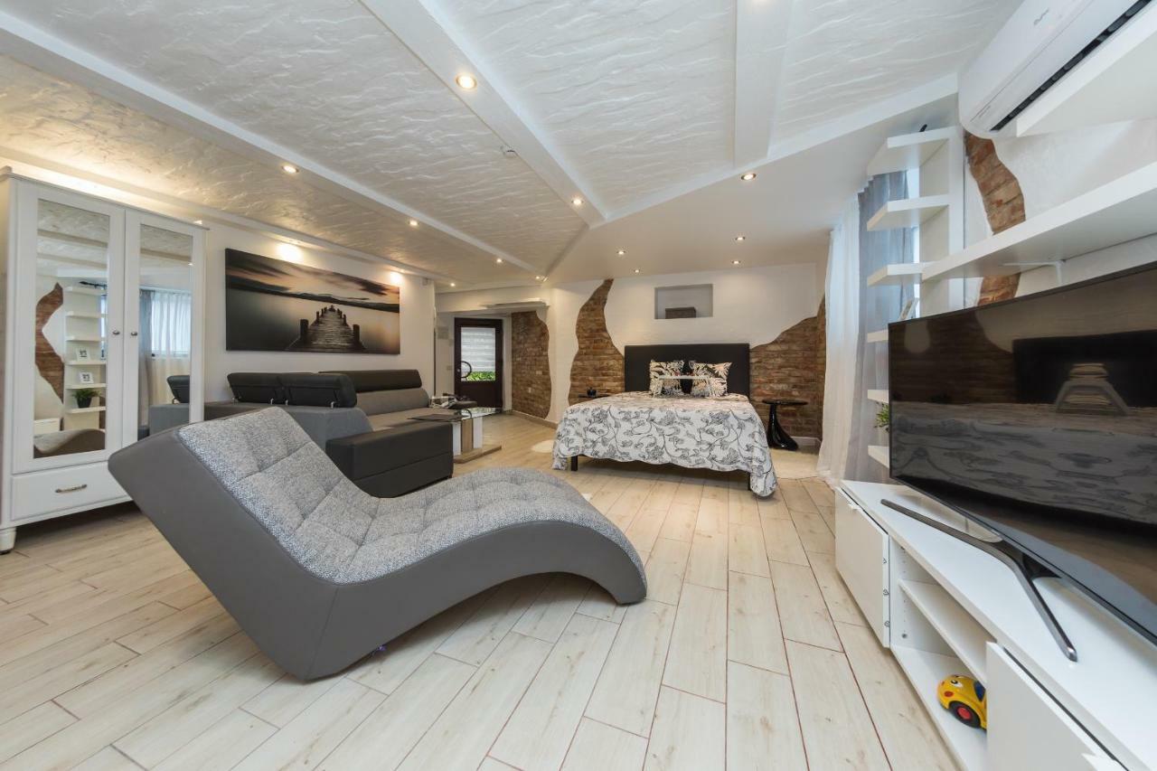 Trys Apartamentai Leilighet Palanga